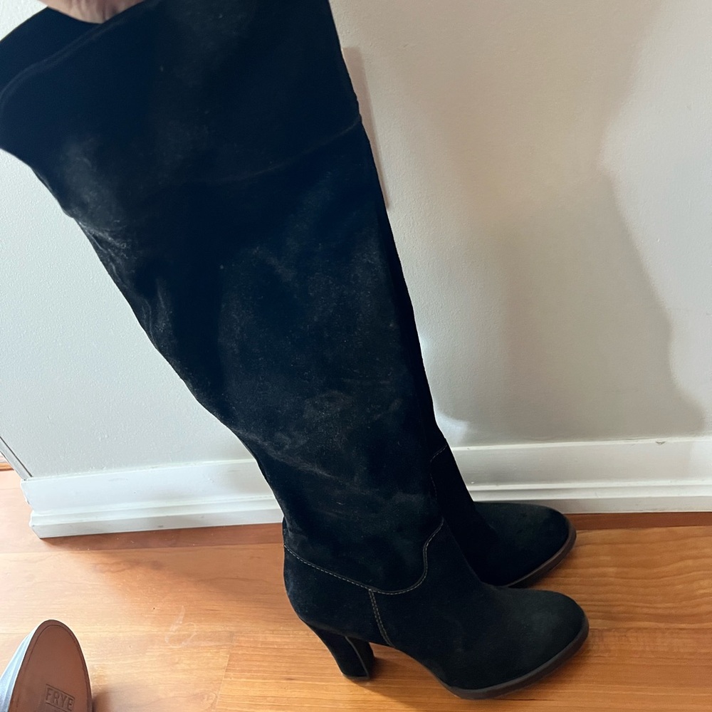 Black Suede Knee-High Women's Boots